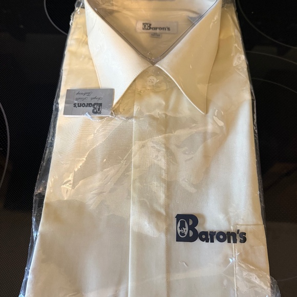 Baron’s Men’s Button Down - Picture 1 of 3